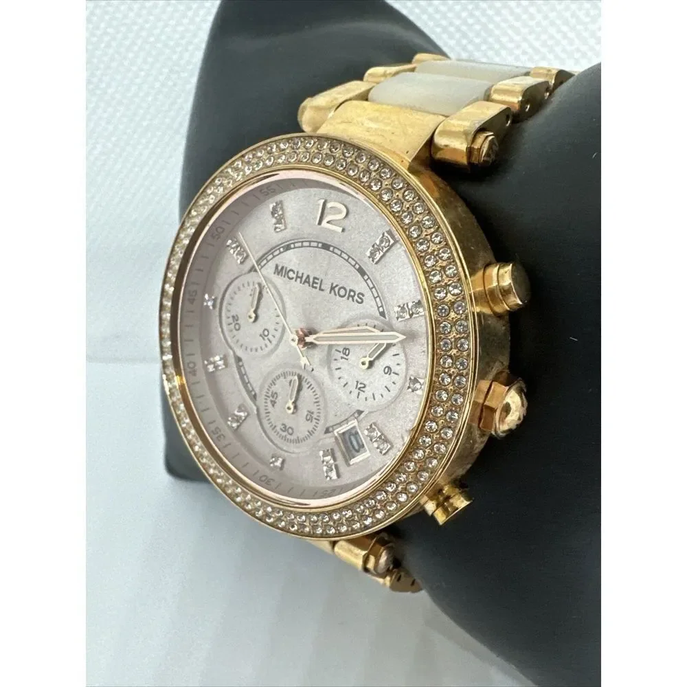 Michael Kors Parker MK5896 Women Rose Gold Analog Dial Quartz Wrist Watch NUL43